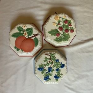 Avon Wall Mold “sweet country harvest”